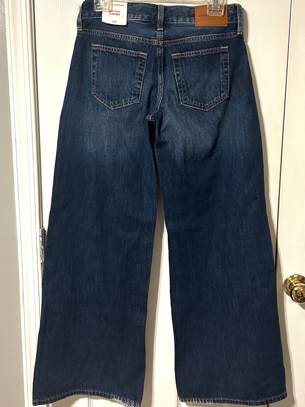 NWT Lucky Brand Super Low Rise Ultra Wide jeans - Picture 4 of 5